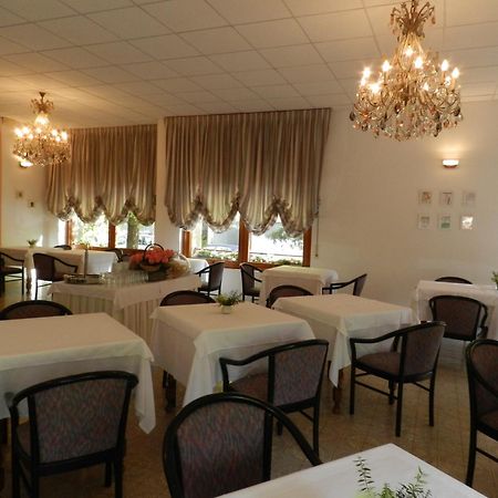 Park Hotel Albisola Superiore Ngoại thất bức ảnh
