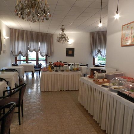 Park Hotel Albisola Superiore Ngoại thất bức ảnh