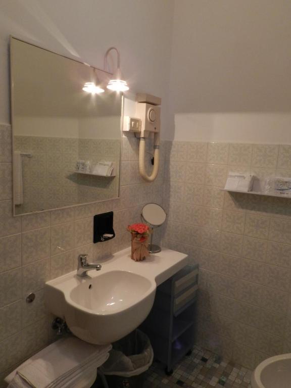 Park Hotel Albisola Superiore Phòng bức ảnh